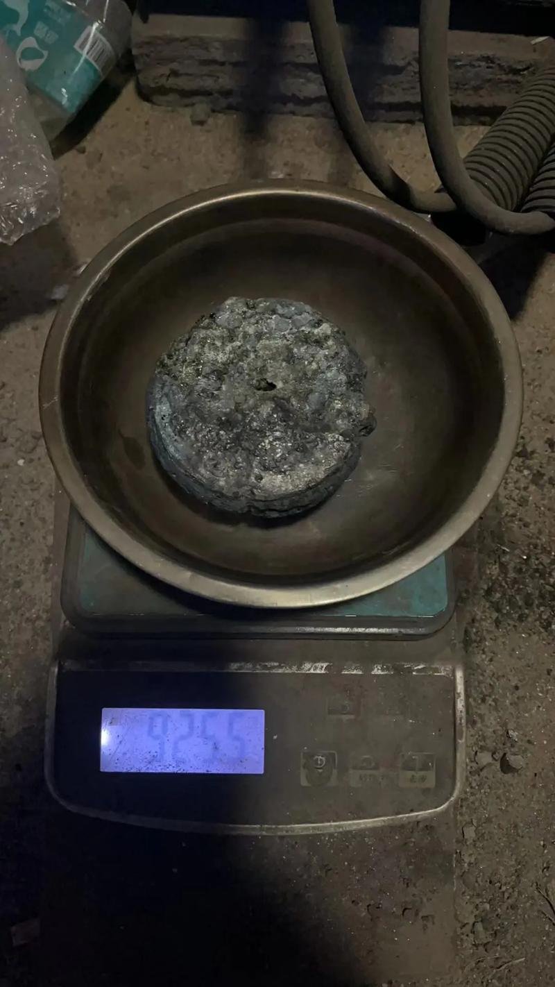 徐州地區(qū)優(yōu)質(zhì)粒子鋼與鐵精粉資源供應(yīng)穩(wěn)定，長(zhǎng)期合作歡迎洽談